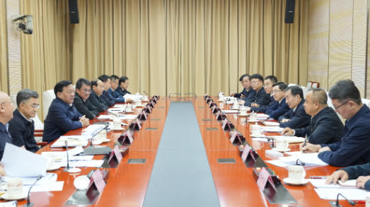 农业农村部与新疆维吾尔自治区党委政府举行工作会谈 农业农村部与新疆维吾尔自治区党委政府举行工作会谈